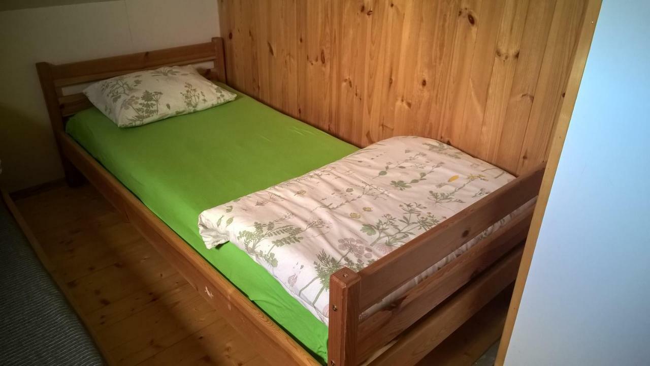 Mikalojiskis Inturke Buitenkant foto